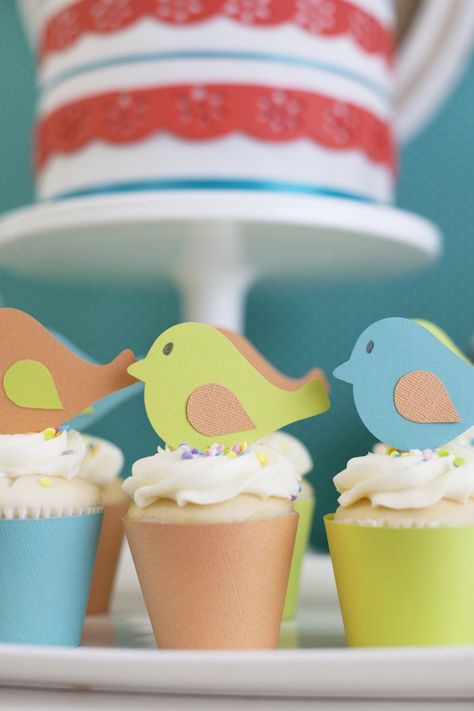 Birdie Birthday Party, 2nd Birthday Bird Theme, Birds Theme Birthday Party, Bird 1st Birthday Party, Bird Themed Birthday Party Food, Birthday Bird Theme, Bird Themed Birthday Party, Cupcake Wars Party, Burlap Backdrop