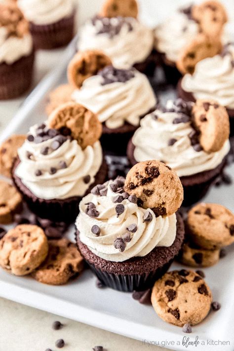 Chocolate Chip Cookie Dough Cupcakes, Cookie Cupcakes, Frosting Cupcakes, Cookie Dough Frosting, Chocolate Chip Cupcakes, Mini Chocolate Chip Cookies, Ice Cream Cookie Sandwich, Cupcake Cake Designs, Best Bread Recipe