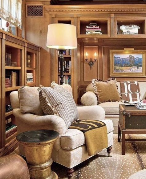 Wood Paneled Library, Paneled Library, Living Room Lounge, Luxe Interiors, Trendy Home, Home Library, Design Case, Interior Design Inspiration, Wood Paneling