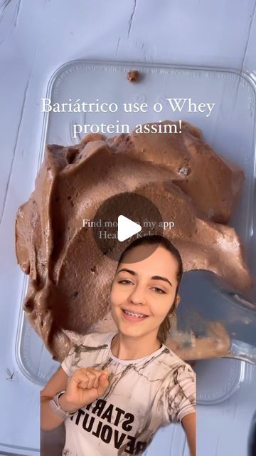 Ligia Prietsch | Nutricionista Bariátrica on Instagram: "Bariátrico cansado de tomar whey? Faça ele assim 👆🏻

A reposição de proteína é muito importante para reduzir a queda de cabelo! O whey protein é uma das formas de suplemento proteico em pó, podemos usar outros tipos de proteína como a da carne (beef protein), de vegetais ou de colageno. 

Quer saber mais sobre proteínas e queda de cabelo? Visite o meu perfil 🙋🏻‍♀️

#nutricionistabariatrica #posbariatrica #cirurgiabariatrica" Me App, Whey Protein, Bari, On Instagram, Instagram