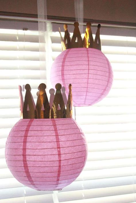 Pink crown topped paper lanterns at a Sofia the First birthday party! See more party ideas at CatchMyParty.com! Sofia The First Birthday Party, Disney Princess Birthday Party, Princess Theme Birthday, Princess Theme Birthday Party, Princess Tea Party, Princess Theme Party, Cinderella Party, Disney Princess Birthday, Pink Crown