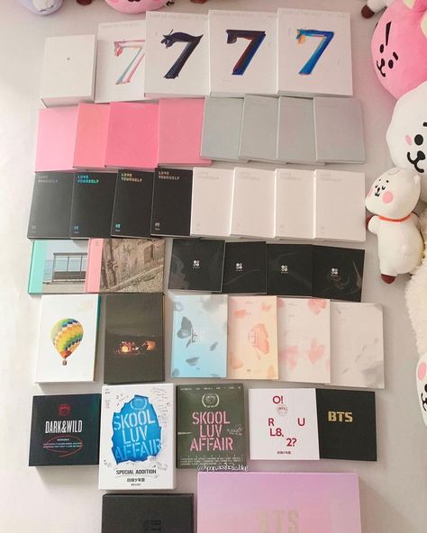 Bts Albums Collection, Army Accessories, Bts Room, Bts Style, Bts Merchandise, Wish Board, Album Collection, 2024 Inspiration, Kpop Collection