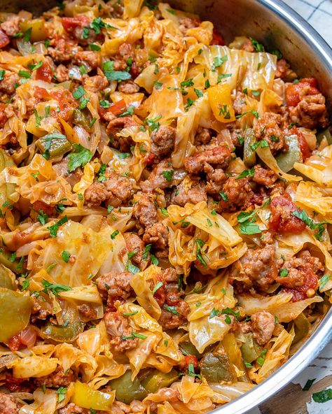 Clean Eating Meal Prep, Cabbage Skillet, Beef Cabbage, Unstuffed Cabbage, Ground Beef Recipes Healthy, Keto Beef Recipes, Cabbage Casserole, Meal Prep Clean Eating, Clean Food Crush