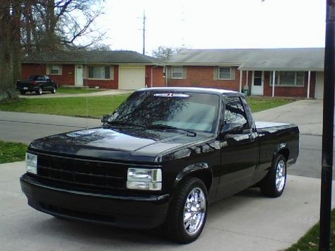 Dakota Truck, Nice Trucks, Sick Cars, Muscle Truck, Mini Truck, Dodge Truck, Jacked Up Trucks, Dodge Trucks Ram, Built Truck