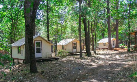 ananda-meditation-retreat-tent2 Group Of Tiny Houses, Tiny Home Campground, Tiny House Family Compound, Glamp Ground, Montana Cowgirl, Cottage Community, Campground Ideas, Cabin Resort, Christian Retreat