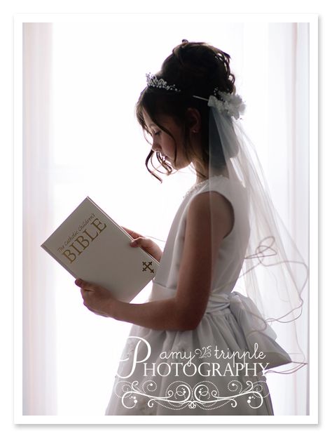 Special Celebrations… Chicago First Communion Pictures | Amy Tripple Photography Communion Picture Ideas, First Communion Picture Ideas, First Communion Photo Ideas, First Communion Pictures, Communion Pictures, Communion Photos, Photograph Idea, Communion Hair, Hair Veil