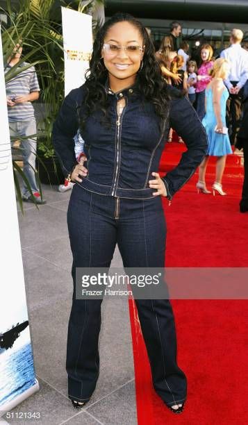 Brown Y2k Outfit, Plus Size Y2k Outfits, Raven Outfits, 2000s Fashion Aesthetic, Raven Symone, 90s 2000s Fashion, 90s Women, Plus Size Baddie Outfits, Essential Fashion