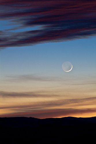 Moon Dance, Shoot The Moon, Virgo Moon, Moon Pictures, Moon Photography, Good Night Moon, Beautiful Moon, Moon Glow, New Moon