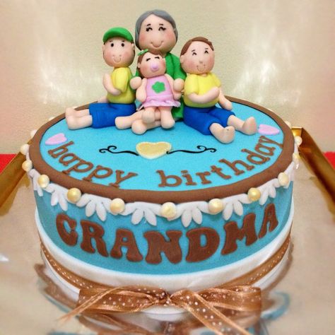 Grandmother Birthday Cake, 70th Birthday Cake Ideas, Cake For Grandma, Lemon Birthday Cakes, Grandmas Birthday, Grandma Cake, Happy Birthday Grandma, 70th Birthday Cake, Grandmother Birthday