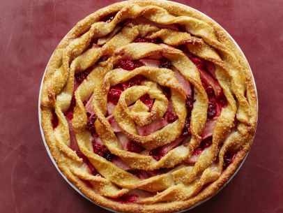 Apple-Berry Twist Pie Recipe : Food Network Kitchen : Food Network Apple Berry Pie, Best Ever Apple Pie, Yummy Pie Recipes, Apple Berry, Tart Dessert, Apples And Cheese, Berry Pie, Food Network Magazine, Perfect Pies