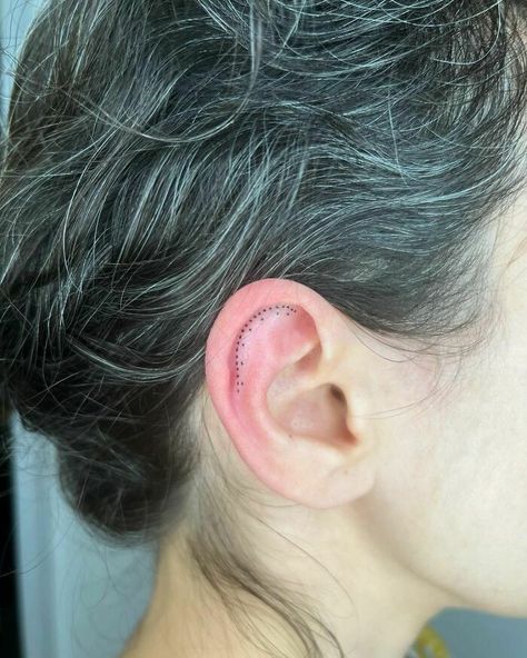 Fine Line Ear Tattoos, Ear Tattoo Inner Simple, Dots Tattoo, Herb Tattoo, David Bowie Tattoo, Smiley Face Tattoo, Nintendo Tattoo, Little Rose Tattoos, Black Heart Tattoos