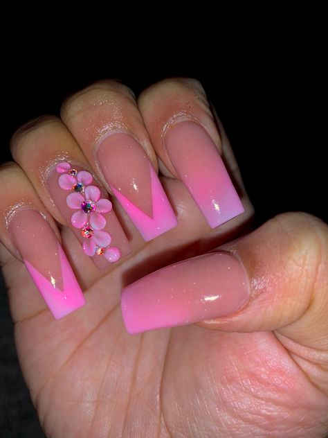 Pink N Purple Nails, Hot Pink Flower Nails, Nail Designs Hot Pink, Pink Flower Nails, Hoco Nails, Purple Acrylic Nails, Nail Decor, Purple Acrylic, Hot Pink Flowers