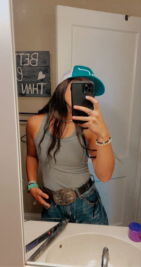 Teal Kimes Ranch Hat, Teal Kimes Ranch Hat Outfit, Country Outfits With Hats, Kimes Ranch Outfit, Kimes Ranch Hat Outfit, Kimes Ranch Jeans Outfit, Kimes Hats, Kimes Ranch Hats, Ranching Outfits