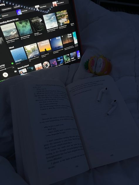 Reading Aesthetic Night, Night Reading, Reading Night, Reading At Night Aesthetic, Night Reading Aesthetic, Reading At Night, Late Night Reading, Reading In Bed At Night, Nighttime Reading