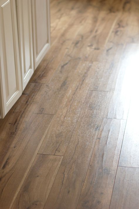 Pergo Flooring Colors, Pergo Floor, Pergo Laminate Flooring, Pergo Outlast, Laminate Flooring Colors, Pergo Laminate, Hickory Flooring, Pergo Flooring, Gravel Driveway