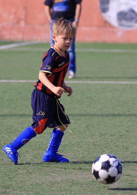 Kids Playing Football, Soccer Shoot, Toddler Football, Blonde Kids, Soccer Kids, Kids Goals, Hobbies For Kids, Dream Future