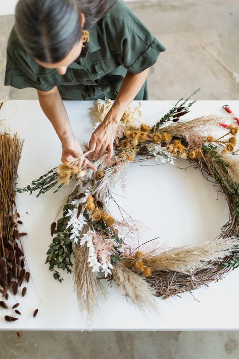 Mobile Flower Shop, Wreath Workshop, Dried Floral Wreaths, Make Your Own Wreath, Crisp Morning, Dried Wreath, Diy Spring Wreath, Bright Decor, Dried Florals