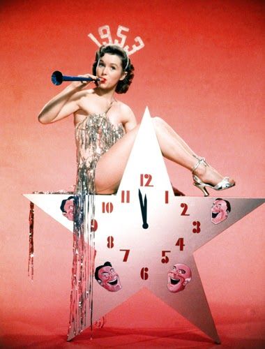 Debbie Reynolds (1953) Debbie Reynolds, Vintage Versace, Carrie Fisher, Vintage Pin Up, Noel Christmas, Vintage Vogue, New Year’s Eve, Eve Parties, Vintage Glamour