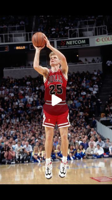 MidRangeBandit on Instagram: "Steve Kerr: 9x NBA Champion🏆🏀 #SaveTheMidRange 
.
.
.
Via @vincentda #stevekerr #basketball #hoops #bball #ballislife #basketballneverstops #basketballhighlights #basketballislife #90s #nba #nbaplayoffs #nbafinals #nbabasketball #nbahighlights #highlights #dunks #filayyyy #jellyfam #espn #bballislife #handles #olympics" 90s Nba, Steve Kerr, Basketball Highlights, Basketball Is Life, Basketball Hoops, Nba Playoffs, Nba Champions, Nba Finals, Nba Basketball