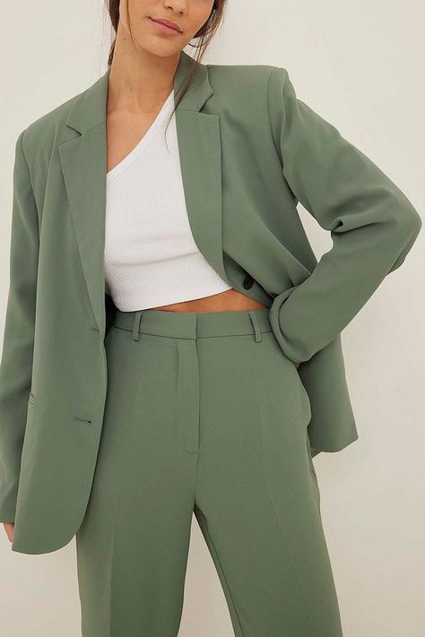 Ladies Green Suit, Suit Green Woman, Sage Green Suits Women, Green Female Suit, Trending Suit Colour For Women, Green Pant Suit, Formal Pant Suits For Women Wedding, Green Pantsuit, Light Green Suit For Women