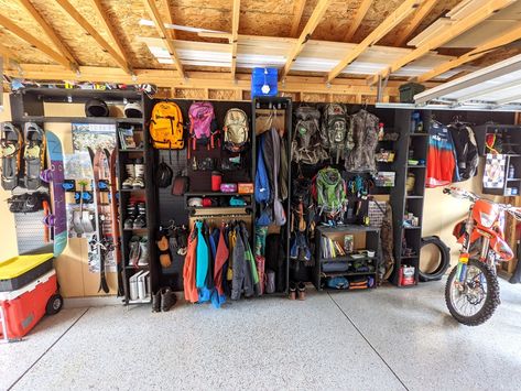 Adventure Storage Wall, Camping Gear Wall Storage, Camping Garage Storage, Mtb Gear Storage, Outdoor Sports Storage Ideas, Pegboard Gear Wall, Garage Outdoor Gear Storage, Storage For Outdoor Gear, Organizing Outdoor Gear