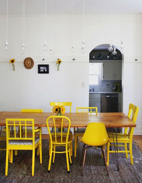 My Space To Learn Yellow Chairs, Koti Diy, Mismatched Chairs, Diy Light Fixtures, Yellow Chair, Diy Chandelier, Dining Room Walls, Style At Home, Annie Sloan