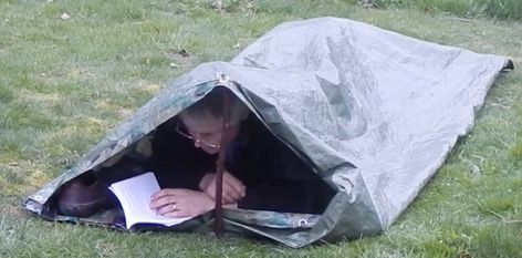 Homeless Tent Ideas, Bivvy Bag Camping, Easy Up Tent, Canvas Tent Camping, Survival Stove, Bivy Tent, Homeless Tent City, Tarp Shelters, Ghillie Suit