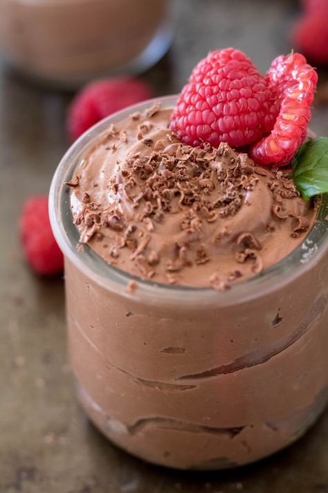 Protein Powder Pudding, Tofu Mousse, Chocolate Protein Pudding, Tofu Dessert, Lifestyle Of A Foodie, Chocolate Mousse Pie, Patisserie Vegan, Vegan Chocolate Mousse, Avocado Chocolate