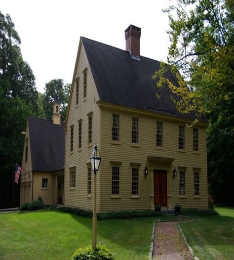 Deerfield Colonial Colonial With Dormers, Early American Colonial Exterior, Colonial House Front Door, Massachusetts Colonial Home, Saltbox Colonial, New England Colonial House Plans, Classic Colonial Homes, Colonial Interior Design, Salt Box House