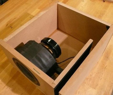 Best Subwoofer Box Design for Deep Bass Subwoofer Box Diy, Subwoofer Diy, Small Subwoofer, Diy Subwoofer Box, Custom Subwoofer Box, Custom Speaker Boxes, Best Subwoofer, Home Theater Subwoofer, Diy Subwoofer