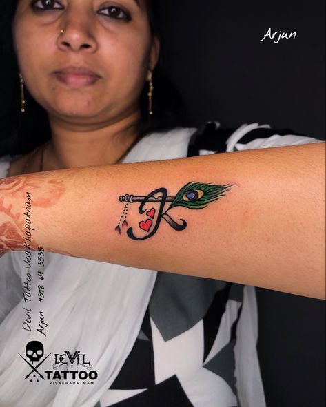 #peacocktattoo #feathertattoo #fultetattoo #tattoo #tattooartist #tattoostyle #tattootraining #tattoolife #tattooink #tattooname #tattoostudio #tattooshop #tattooinvizga #tattooinvisakhapatnam #tattoostudioinvizga #deviltattoovisakhapatnam #beviltattoo #deviltattoostudio #deviltattoostudioinvizga #tattooinvizga #tattooinvisakhapatnam #tattoostudioinvizga Flute Tattoo, Feather Tattoo Wrist, Devil Tattoo, Tattoo Wrist, Feather Tattoo, Peacock Feather, Tattoo Artist, Tattoo Studio, Tattoo Artists