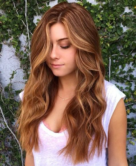 Strawberry+Blonde+Highlights+For+Brown+Hair Dimension Highlights, Highlights Brown Hair Balayage, Dark Strawberry Blonde, Strawberry Blonde Highlights, Strawberry Blonde Hair Color, Blond Balayage, Brown Hair With Blonde Highlights, Strawberry Blonde Hair, Brown Hair Balayage