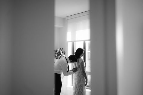 Couples Getting Ready Together Wedding, Couples Getting Ready Together, At Home Wedding Photography, Wedding Couple Getting Ready Together, Bride And Groom Getting Ready Together, Couple Getting Ready Together, Reception Poses, Hotel Shoot, Haunted Wedding