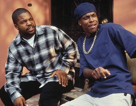 Friday Ice Cube Movie, Friday Costume, Friday Ice Cube, Ice Cube Rapper, 90s Rappers, Friday Movie, Chris Tucker, Hip Hop Classics, Straight Outta Compton