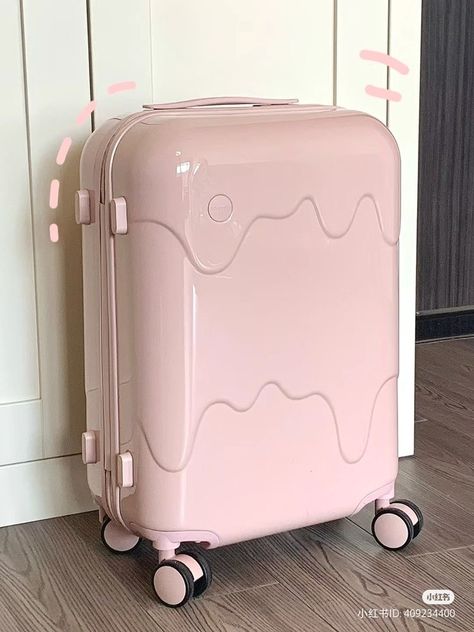 Suit Cases Travel, Luggage Aesthetic, Pink Sets, Korean Bags, Koleksi Makeup, Tas Lv, Mystery Room, Pink Suitcase, Weird Furniture