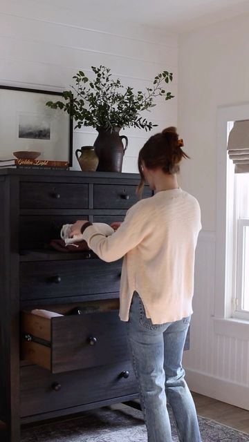 Pottery Barn on Instagram: "Things about our best-selling Farmhouse Dresser that just make sense 🤌" Dresser With Gallery Wall, Black Dresser Decor Ideas, Black Dresser Bedroom Ideas, Pottery Barn Dresser, Black Dresser Decor, Black Dresser Bedroom, Pottery Barn Bedroom, Espresso Dresser, Pottery Barn Bedrooms