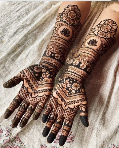 Mehendi Designs For Hands Elbow, Hindu Mehendi Designs, Full Plam Mehandi Designs, Mehndi Designs Till Elbow, Long Mehendi Designs For Hands, Mehndi Designs For Bridesmaid, Long Mehndi Designs, Marwadi Mehendi Designs, Bridal Simple Mehndi