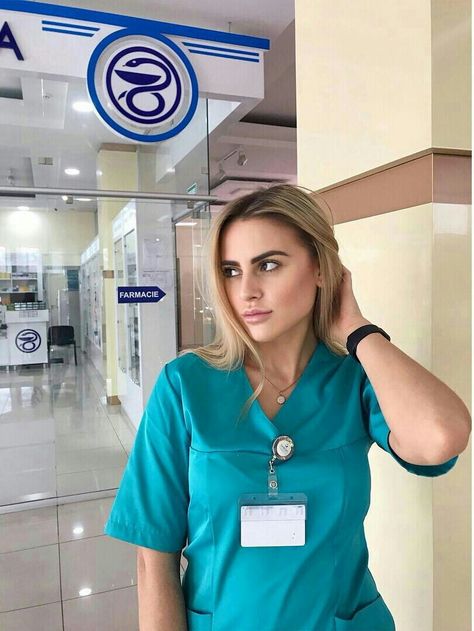 Clinical Pharmacy, Hospital Aesthetic, Nursing Goals, Nurse Aesthetic, Cute Scrubs, Medical Training, Medicine Student, Scrubs Uniform, Medical Uniforms