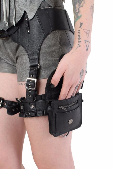 Detail Feedback Questions about Steampunk Motor rock vintage Outlaw Pack Thigh Holster Protected Purse women thigh bag Garter Belt gun shoulder drop leg holster on Aliexpress.com | alibaba group Thigh Garter Tattoo, Drop Leg Holster, Feedback Questions, Leg Holster, Garter Tattoo, Steampunk Bag, Thigh Garter, Thigh Bag, Thigh Holster