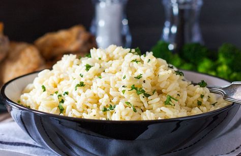 This recipe for Rice Pilaf from Erren's Kitchen is simple side dish that is a great alternative to plain white rice Side Dish Recipes For Chicken, Easy Rice Pilaf, Recipes For Chicken, Rice Pilaf Recipe, Rice Side Dish Recipes, Pilaf Recipes, Chicken Rice Recipes, Rice Side, Rice Recipes For Dinner