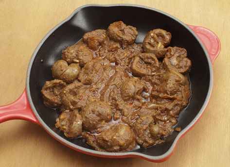 How to Prepare Beef Kidney Offal Recipes, Beef Kidney, Kidney Recipes, Healthy Food Menu, How To Cook Beef, Seasonal Food, Healthy Nutrition, Diet And Nutrition, Diy Food Recipes