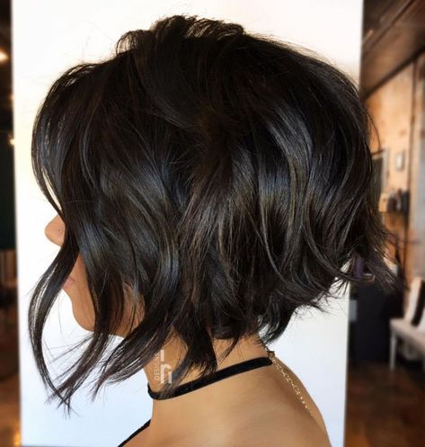 Uneven Messy Black Bob Stacked Haircut, Short Textured Bob, Stacked Bob Haircuts, A Line Haircut, Line Bob Haircut, Stacked Haircuts, Inverted Bob Hairstyles, Stacked Bob Hairstyles, Brunette Bob