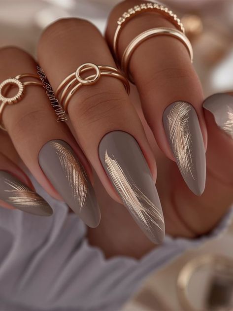 Matte Grey Nails, Grey Matte Nails, Grey Nail, Grey Nails, Grey Nail Designs, Gold Nail Designs, Nail Trend, Spring Nail Designs, Minimal Nails