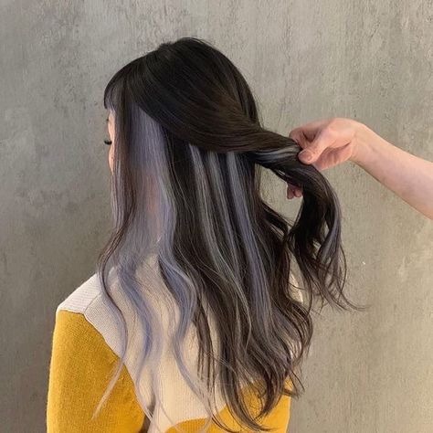 Narcissa Hair, Medium Balayage, Honey Ideas, Hair Color Ideas Underneath, Narcissa Malfoy, Hair Color Underneath, Peekaboo Hair, Hair Color Streaks, Hair Streaks