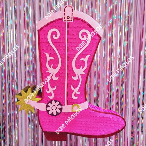 Barbie Cowgirl, 24 Birthday, Piñata Ideas, Ideas Fiesta, 24th Birthday, Pink Cowgirl, Pink Cow, Barbie Party, Girl With Hat