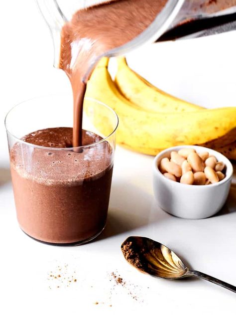 White Bean Smoothie, Easy Creative Recipes, Cinnamon Smoothie, Heart Healthy Diet, Low Cholesterol Recipes, Ice Milk, Cannellini Beans, Creamy Chocolate, Chocolate Cinnamon