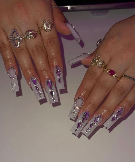 Bedazzled Nails, Light Purple Nails, Prom Nails Silver, Quinceanera Nails, Purple Acrylic Nails, Lilac Nails, Fancy Nails Designs, Simple Acrylic Nails, Nails Only