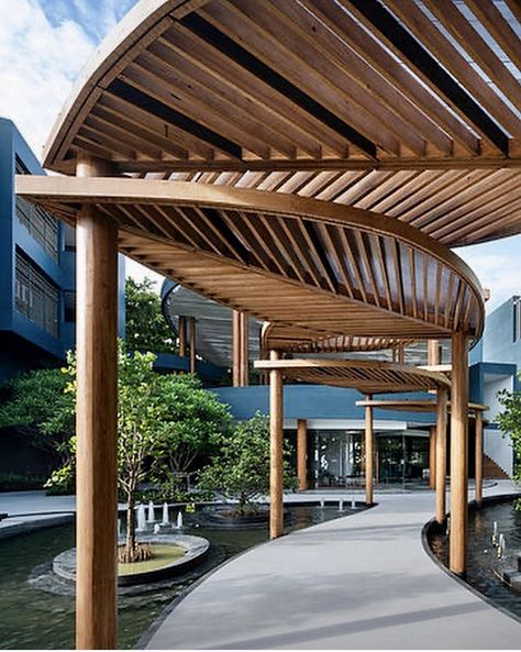 Pergola Leaf Canopy, Nature Escape, Hotel Landscape, N Design, Covered Walkway, Shelter Design, Hotel Entrance, Canopy Design, Landscape Architecture Design