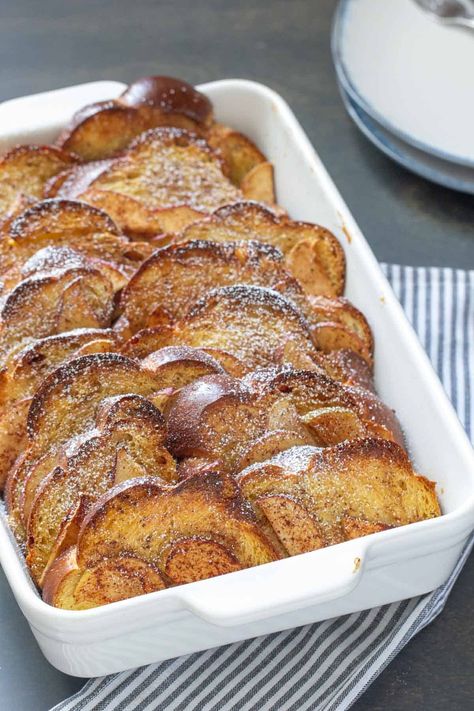 Simple French Toast, Make Ahead French Toast, French Toast Bake Overnight, Brunch Bake, French Toast Bake Recipe, Classic French Toast, Overnight French Toast, Make French Toast, Cinnamon French Toast