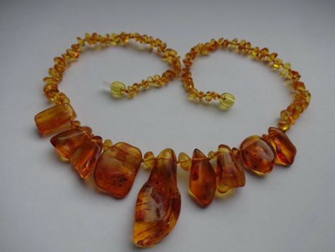 Druid Jewelry, Fantasy Core, African Inspired Jewelry, Oc Board, Artisan Jewelry Necklaces, Earthy Jewelry, Honey Color, Baltic Amber Jewelry, Iron Age